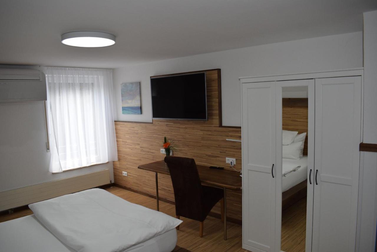 Apartments Mit Klimaanlage Am Neckarufer, Schoene Aussicht 바트프리에드리히셸 외부 사진
