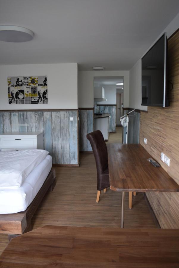 Apartments Mit Klimaanlage Am Neckarufer, Schoene Aussicht 바트프리에드리히셸 외부 사진